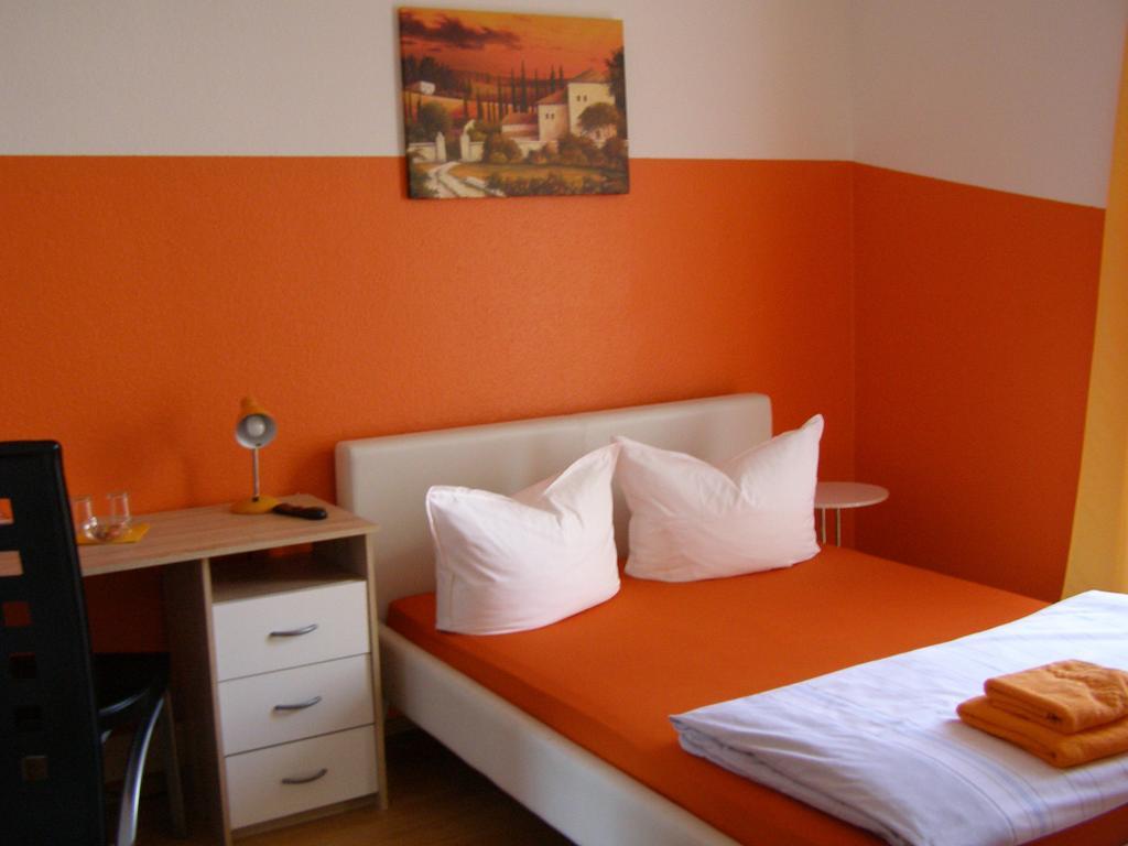 Hotel Monopol Hilden Cameră foto