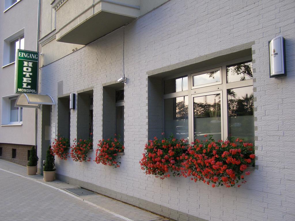 Hotel Monopol Hilden Exterior foto